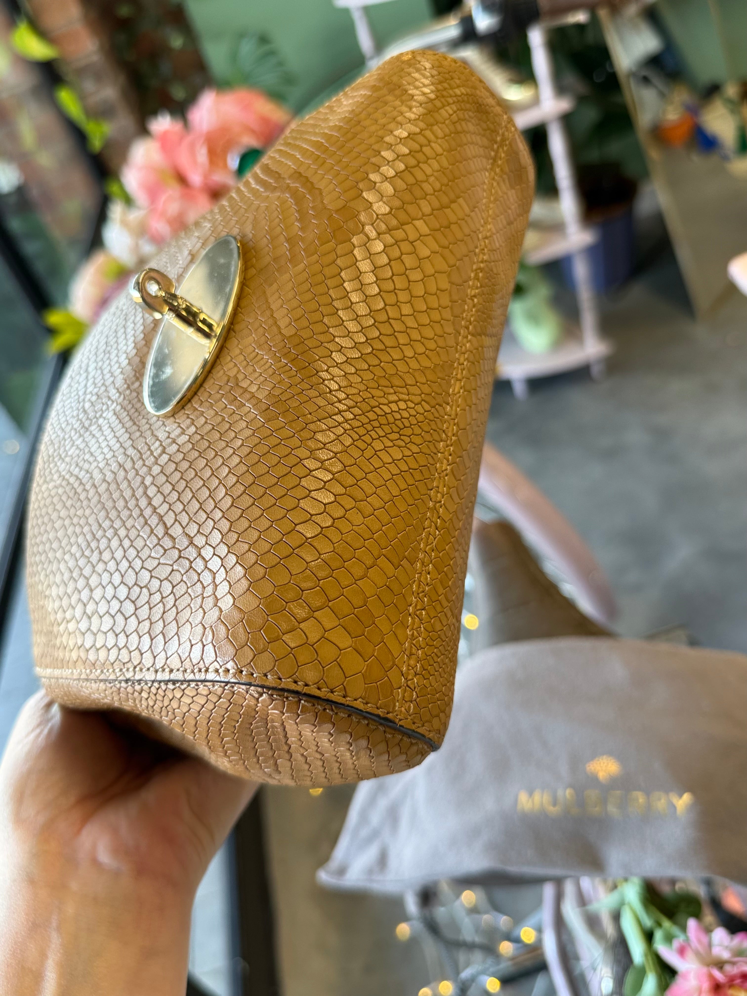 Mulberry Lily Small - caramel