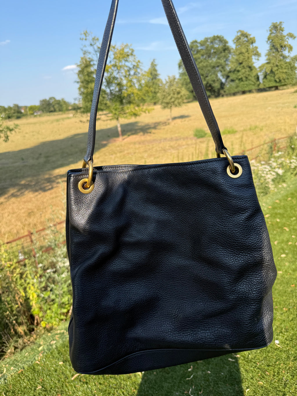 Miu Miu Vitello Lux Shoulder Bag – Black Leather