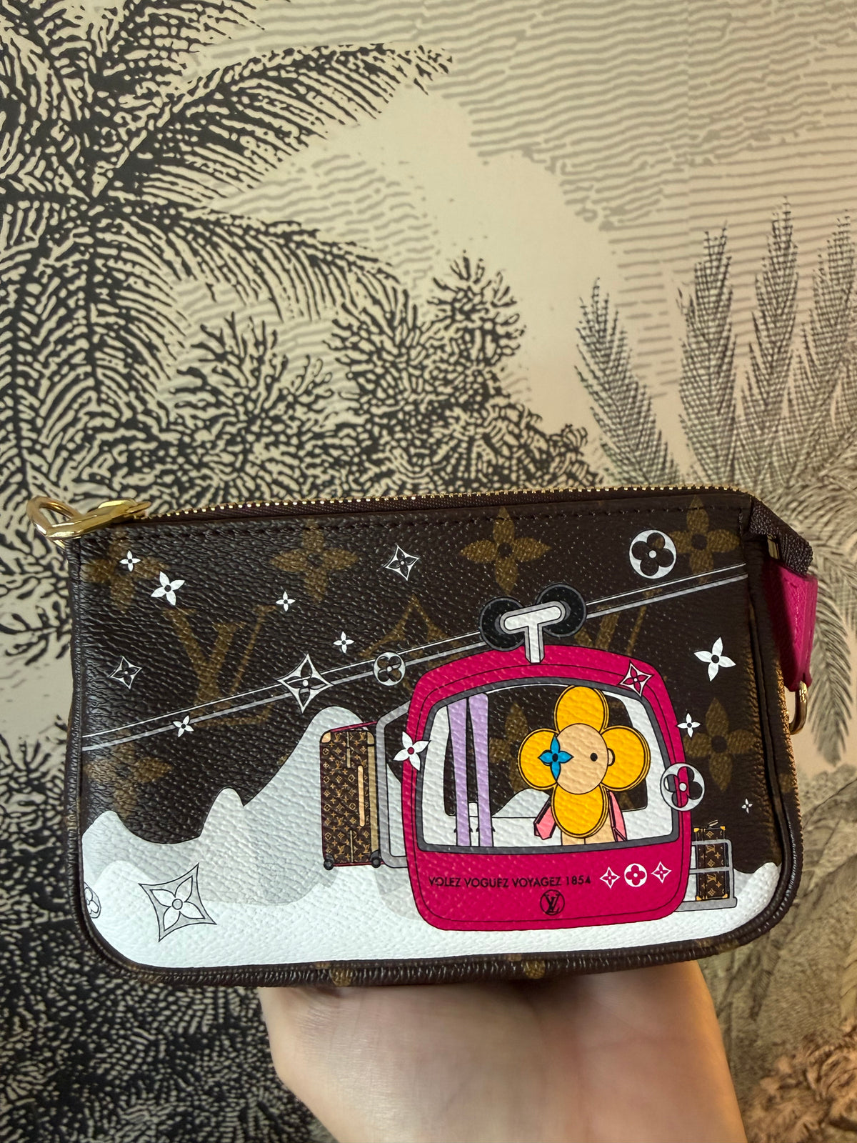 Louis Vuitton mini Pochette - Vivienne Courchevel - RARE 2019