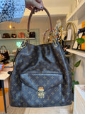 Louis Vuitton Mètis Hobo