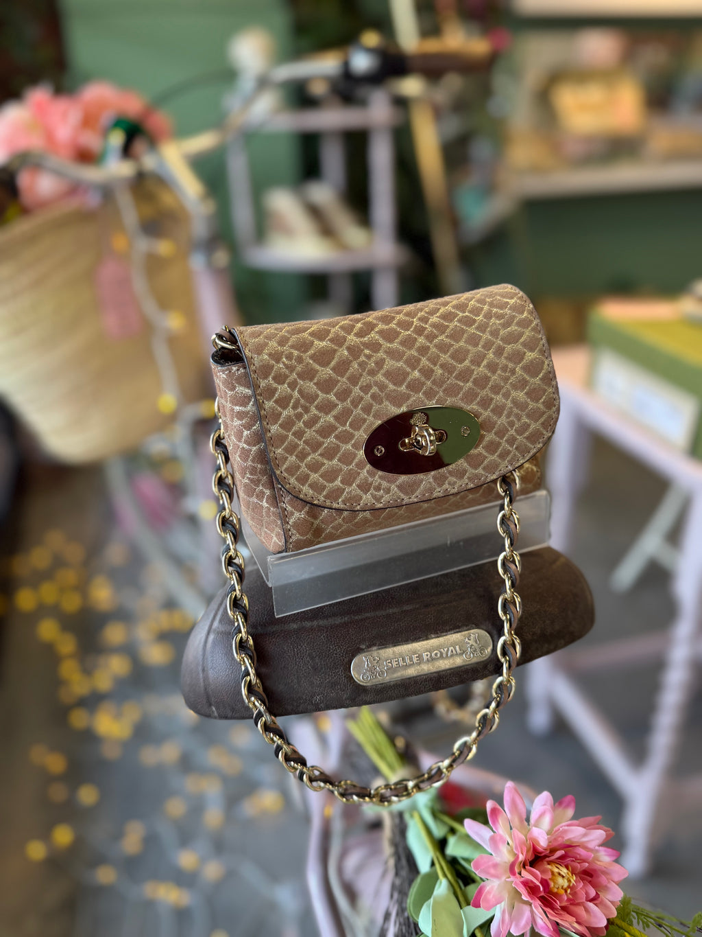 Mulberry Mini Lily