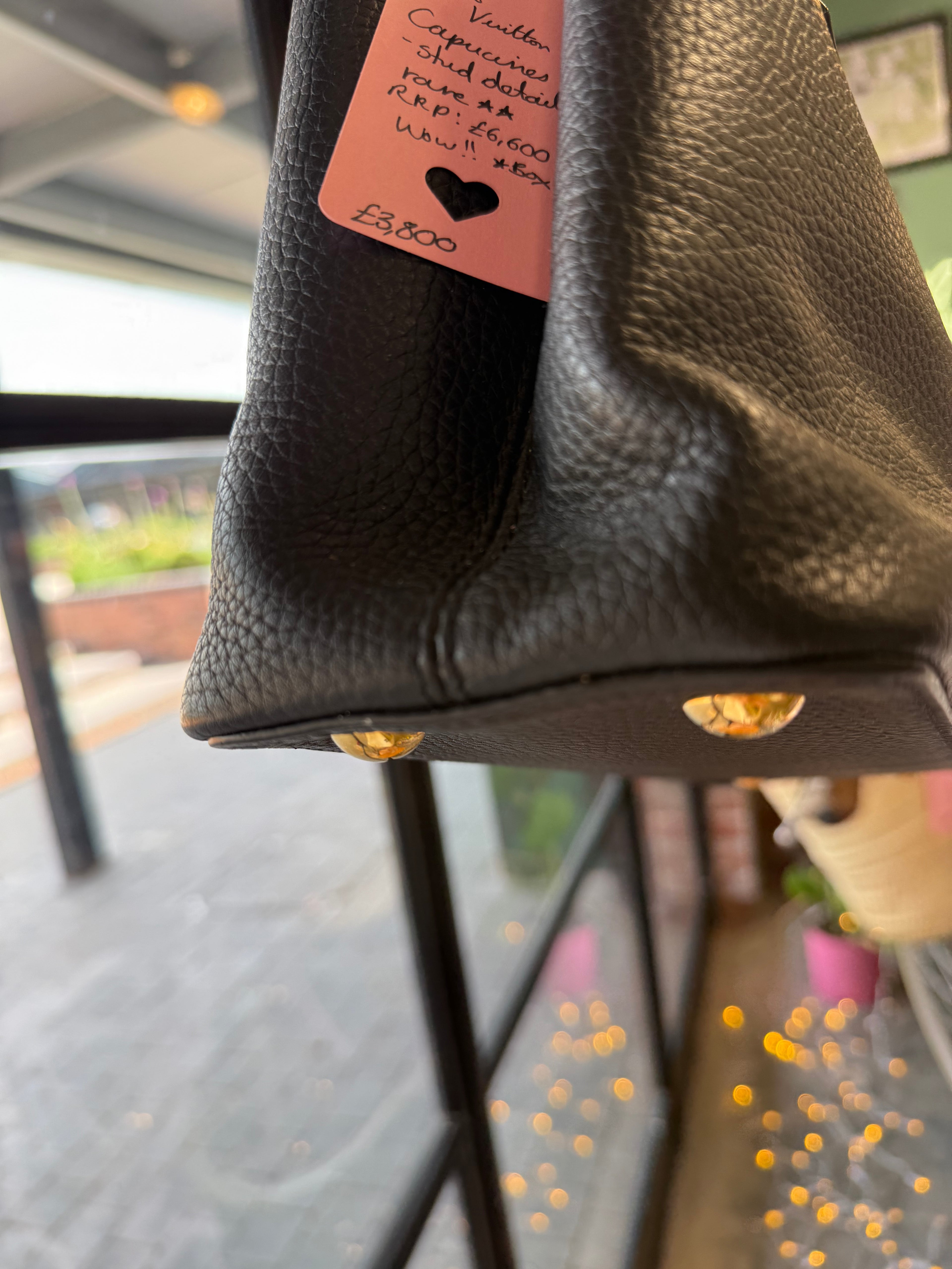 Louis Vuitton Capucines MM Stud