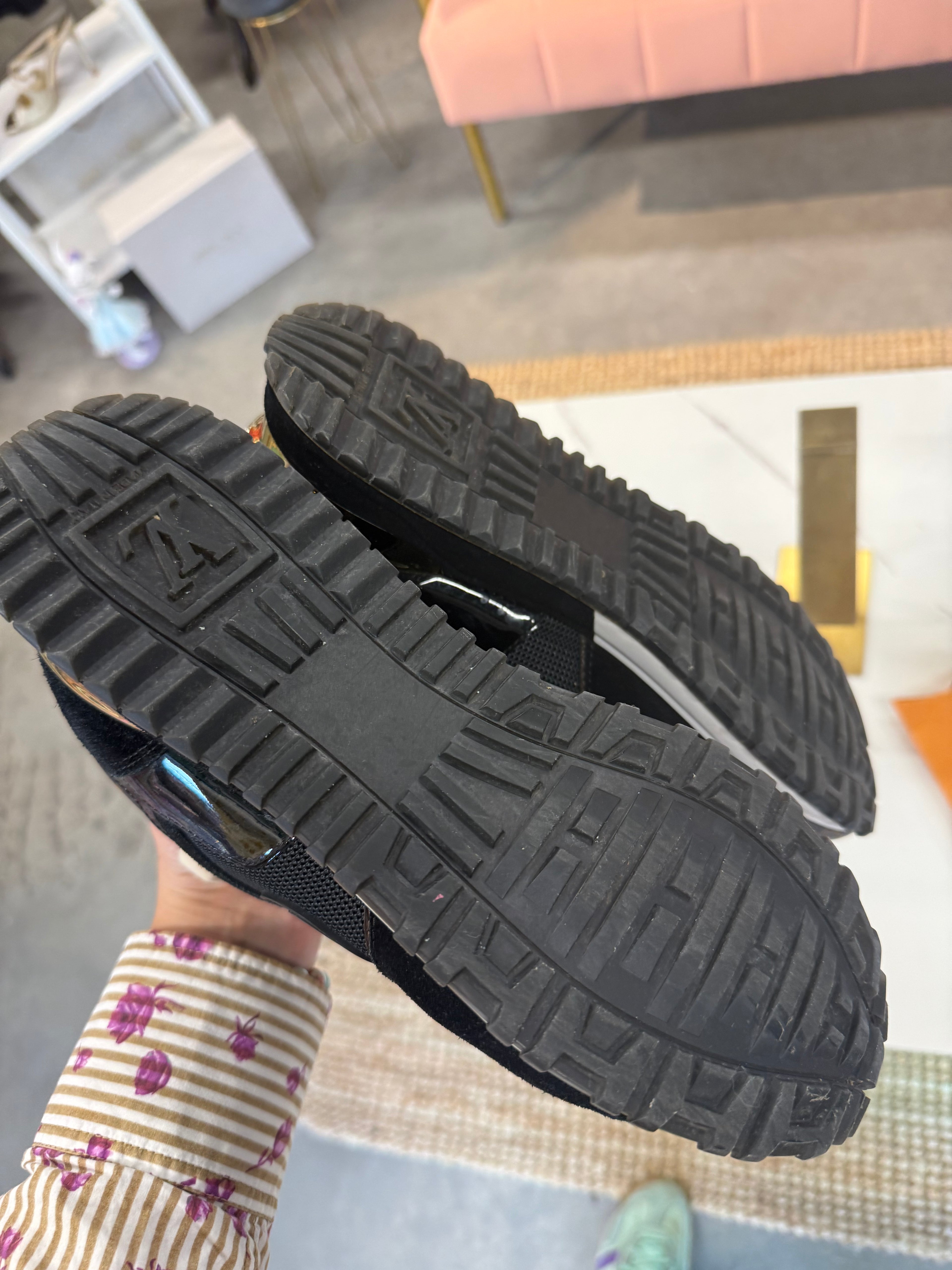 Louis Vuitton Runaway Trainer uk38.5