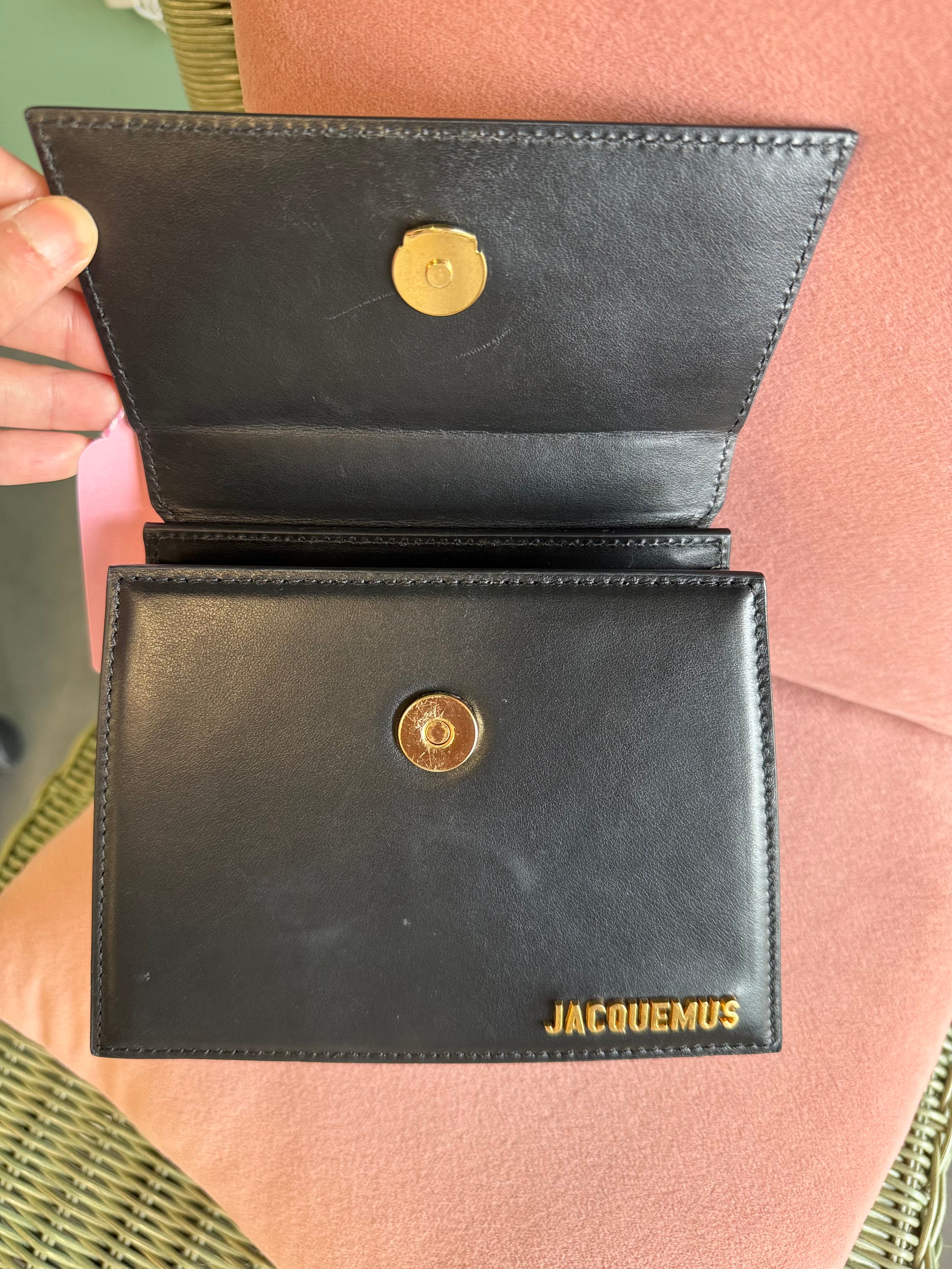 Jacquemus Le Chiquito