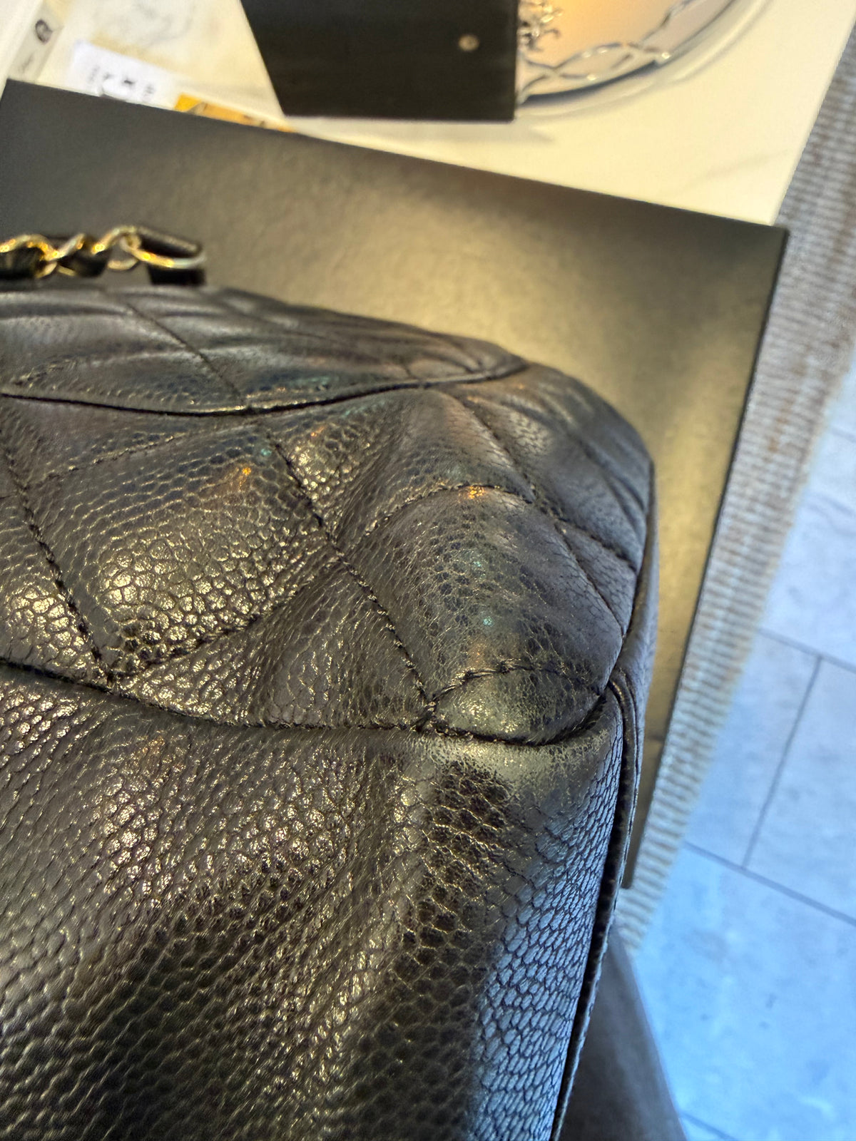 Chanel mini shopper