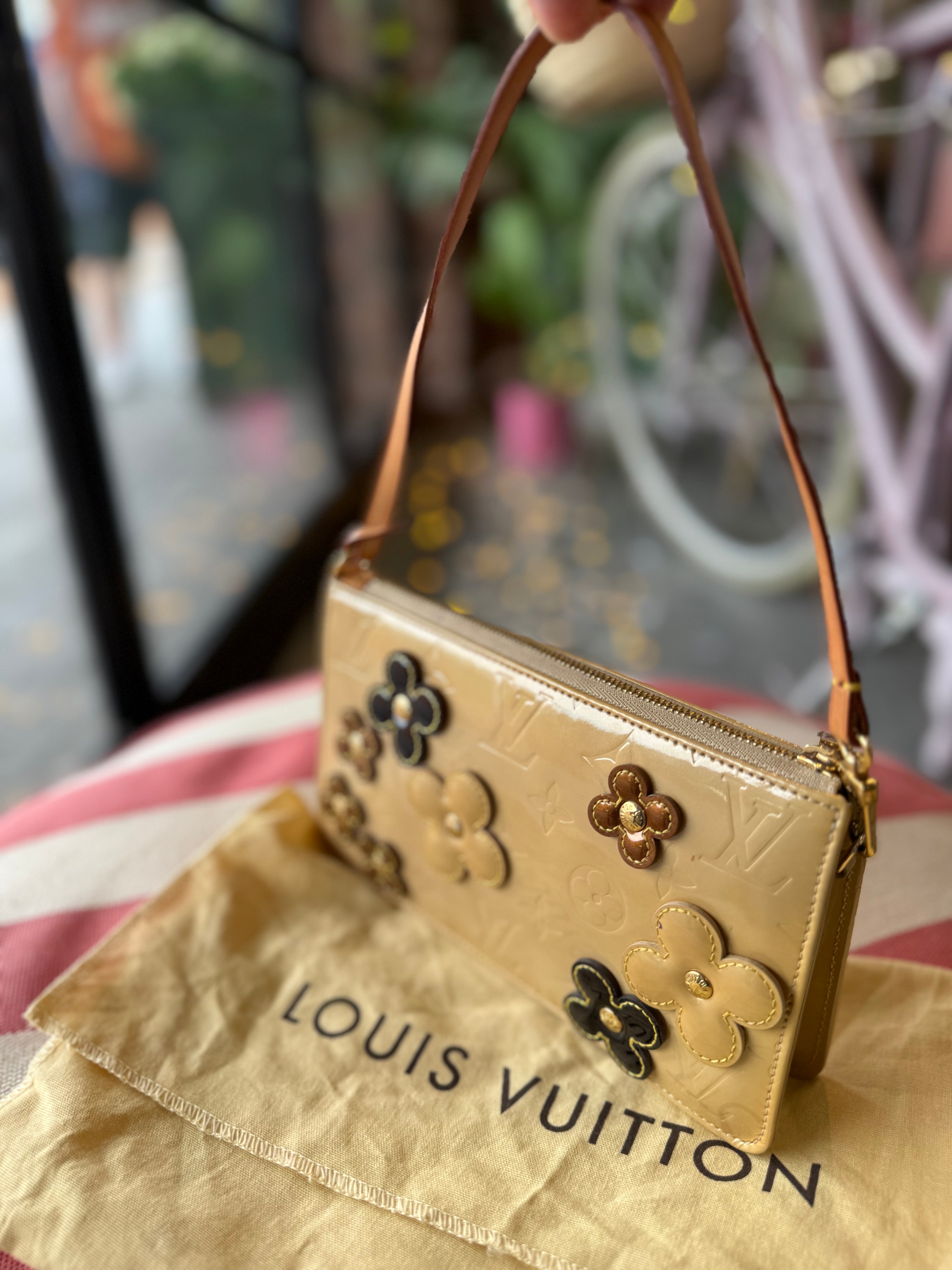 Louis Vuitton Lexington Fleur Pochette