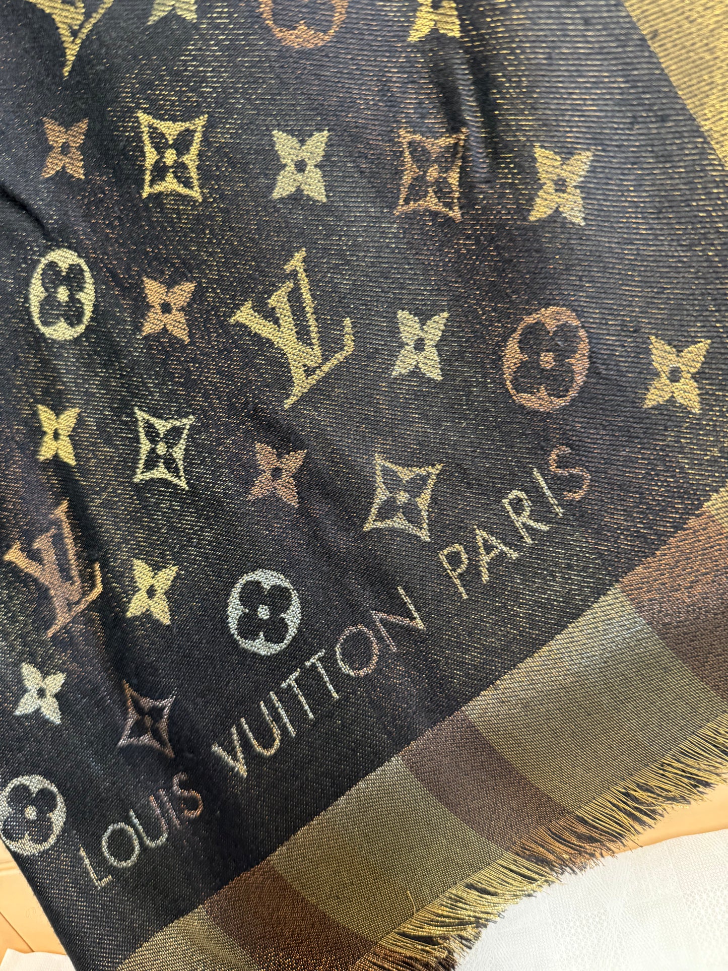 Louis Vuitton Large Shawl