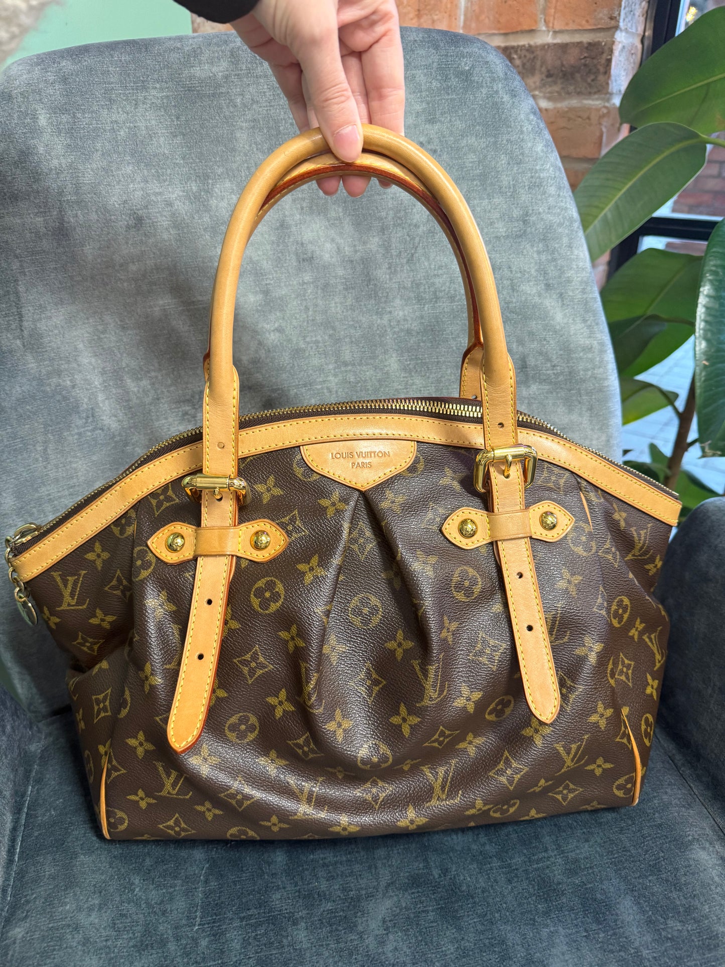 Louis Vuitton Tivoli Large PM