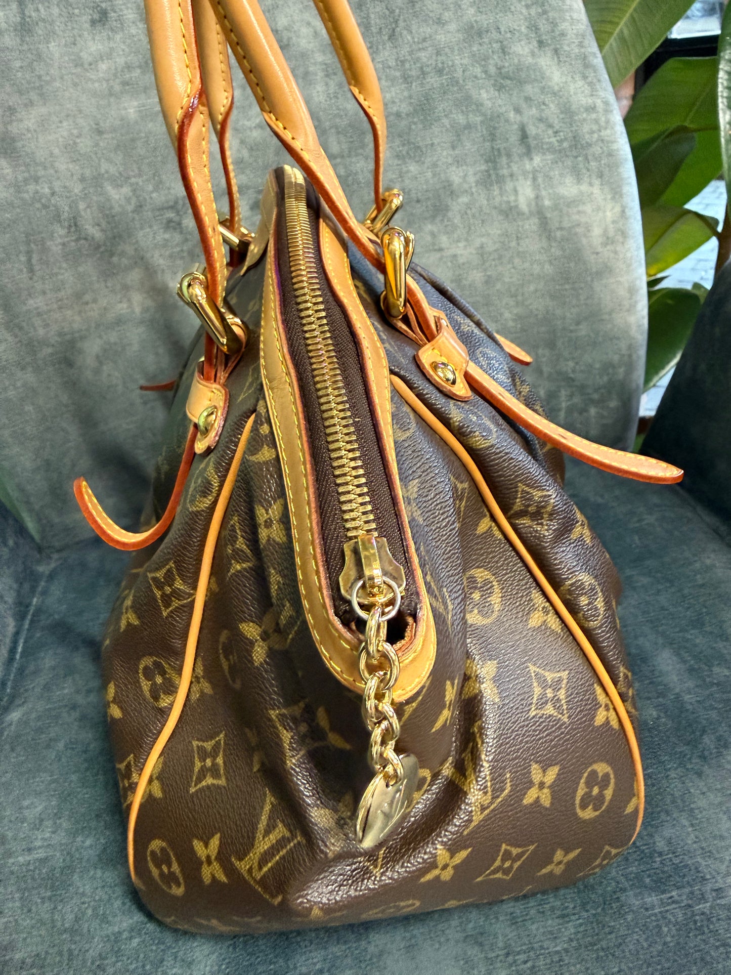 Louis Vuitton Tivoli Large PM