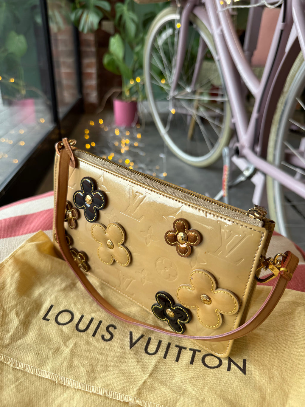 Louis Vuitton Lexington Fleur Pochette
