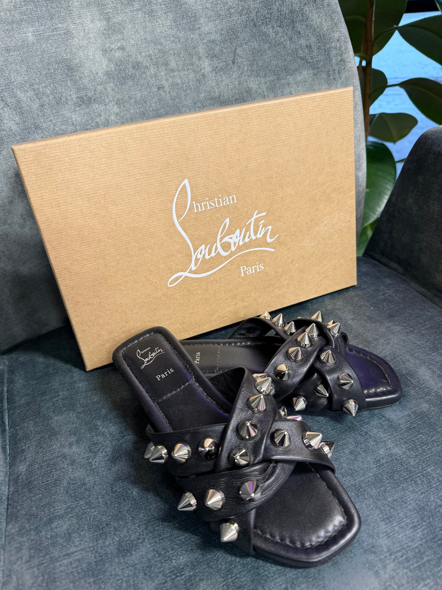 Christian Louboutin Miss Spika 36.5