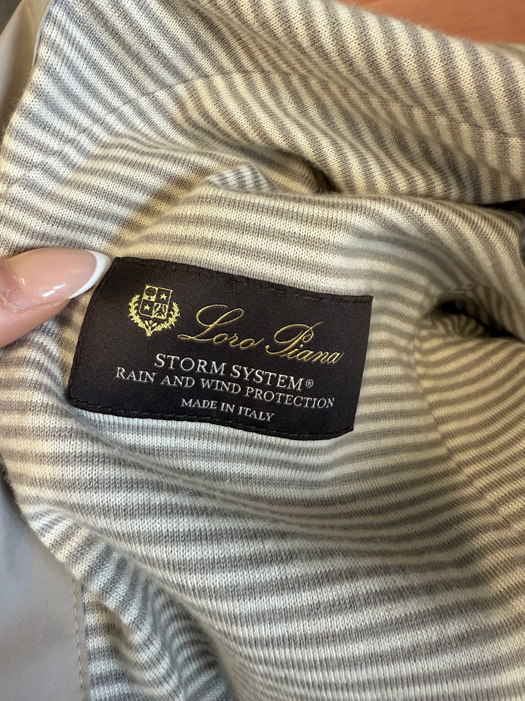 Loro Piana lightweight hooded jacket in IT42