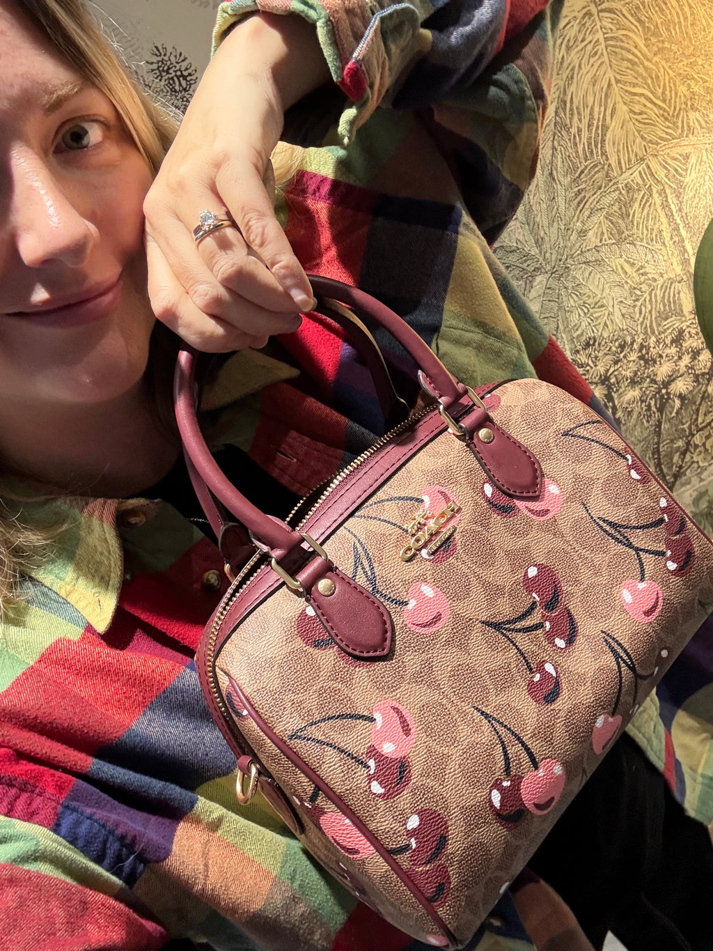 Coach Rowan Satchel- Cherry 🍒