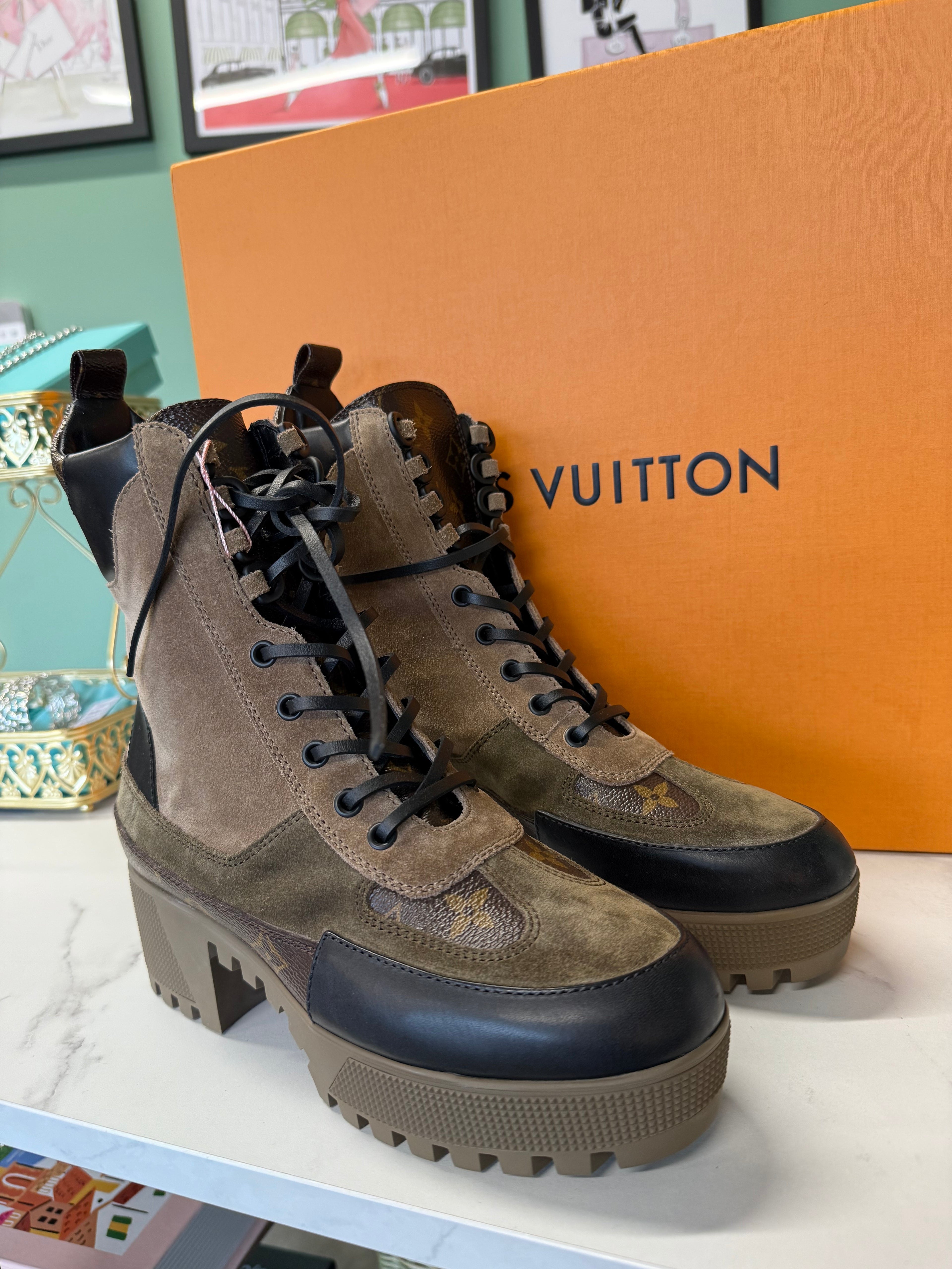 Louis Vuitton Laureate Platform Desert Boots  UK 5