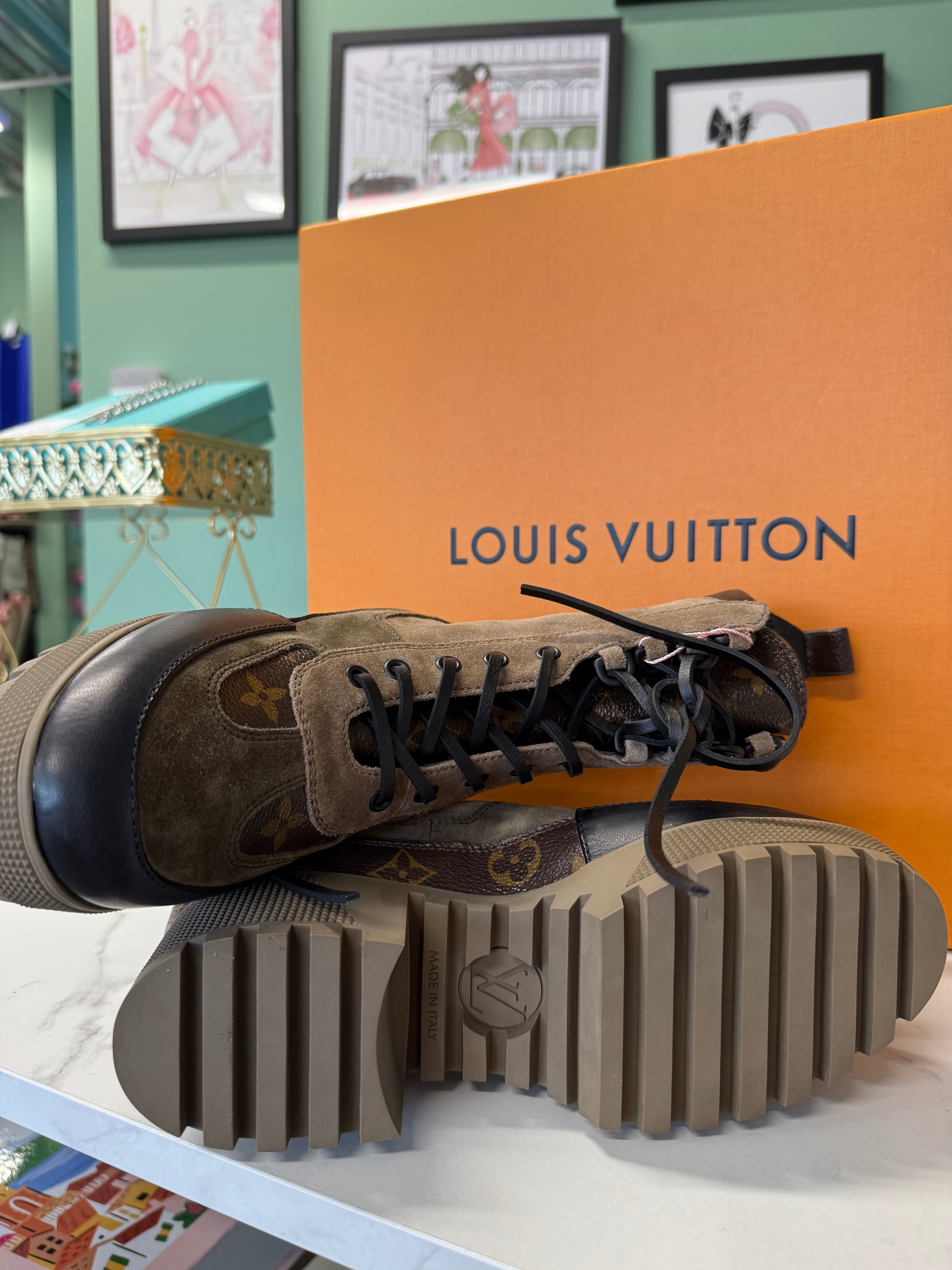 Louis Vuitton Laureate Platform Desert Boots  UK 5