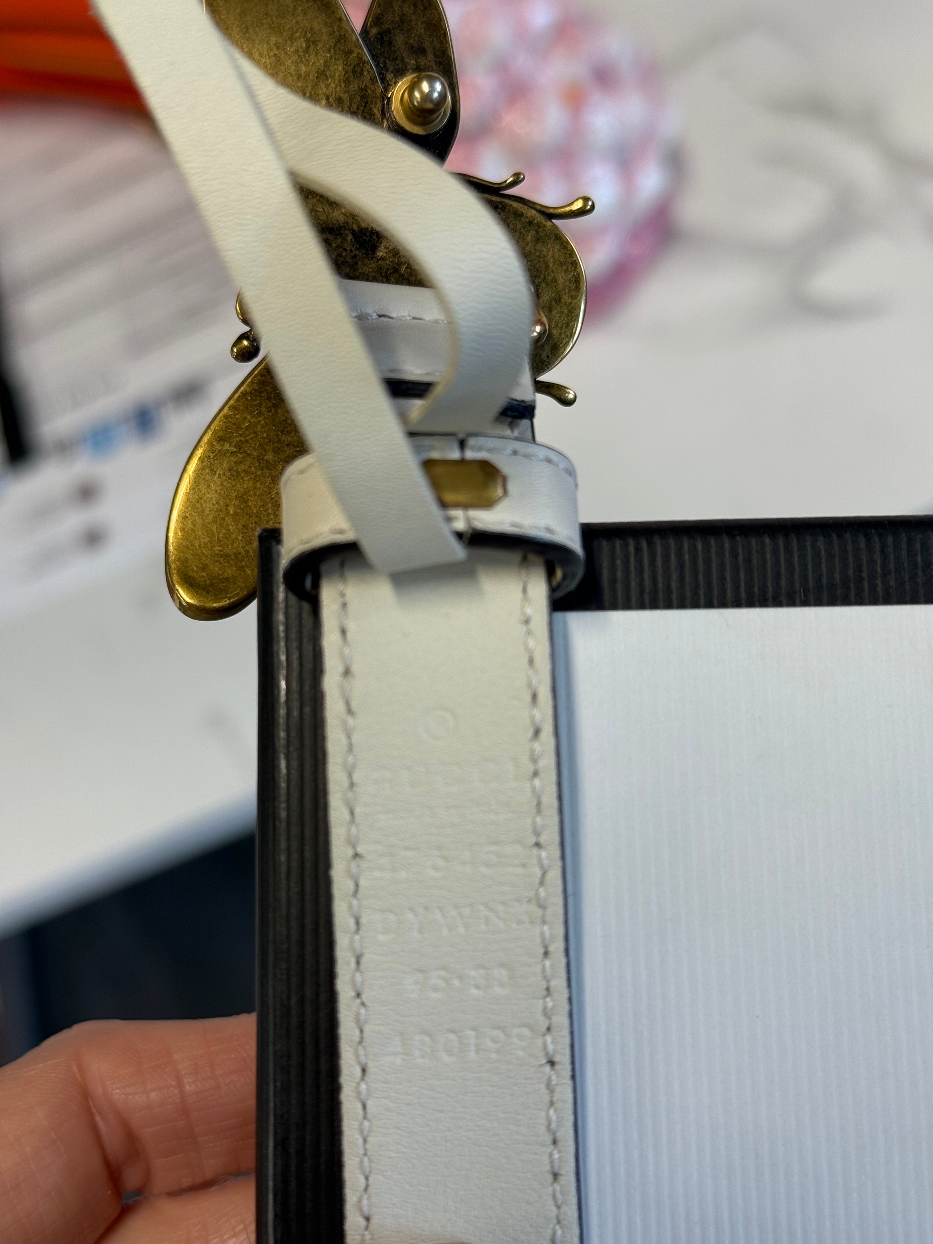 Gucci Embellished Bee Belt – White Leather | UK Size 10 | Boxed