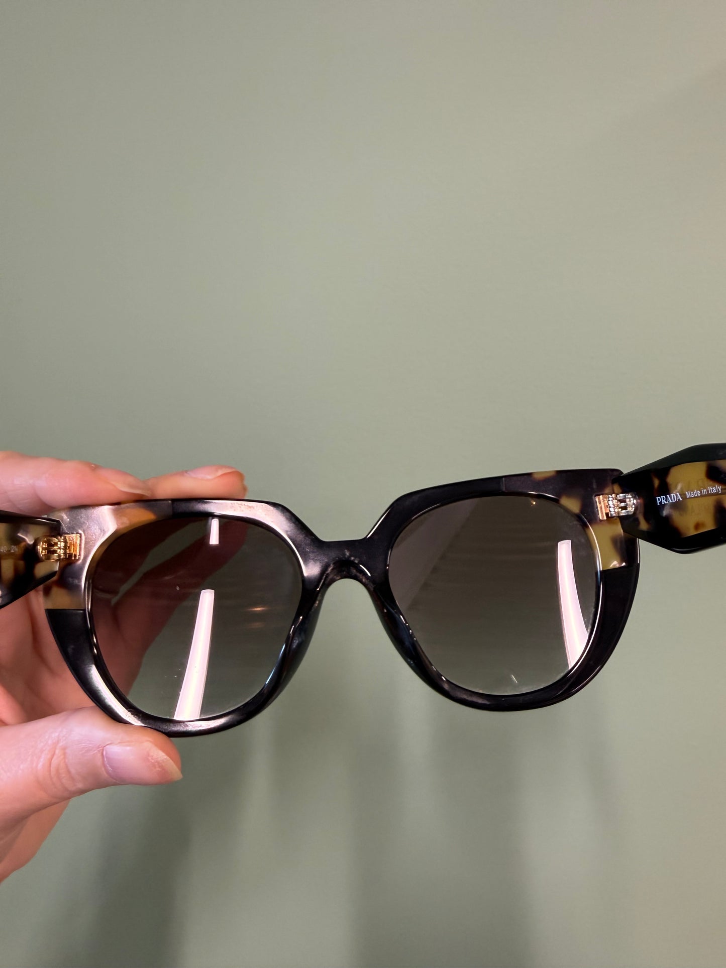 Prada Cat-Eye Sunglasses – Tortoiseshell