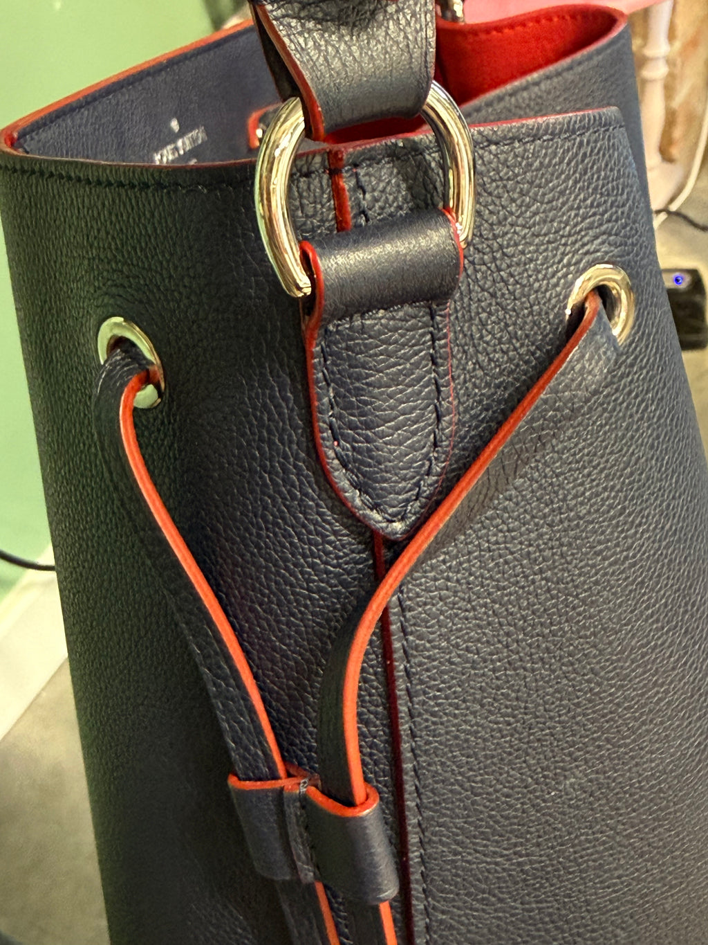 Louis Vuitton Lockme Bucket Bag – Medium