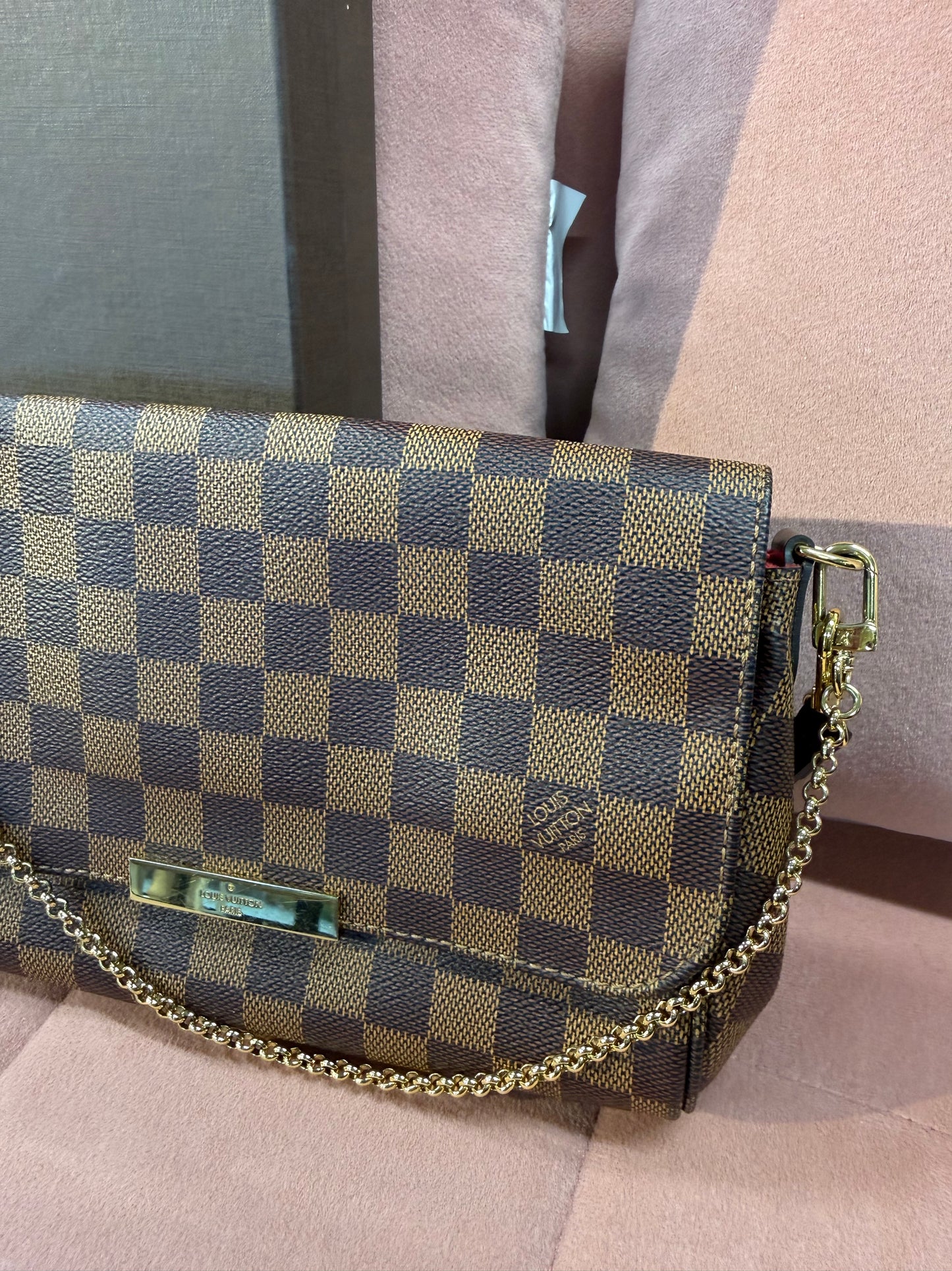 Louis Vuitton Favourite – Damier Ebene