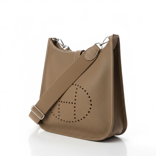 Hermès Evelyne III PM 28 in Etoupe Clemence Leather